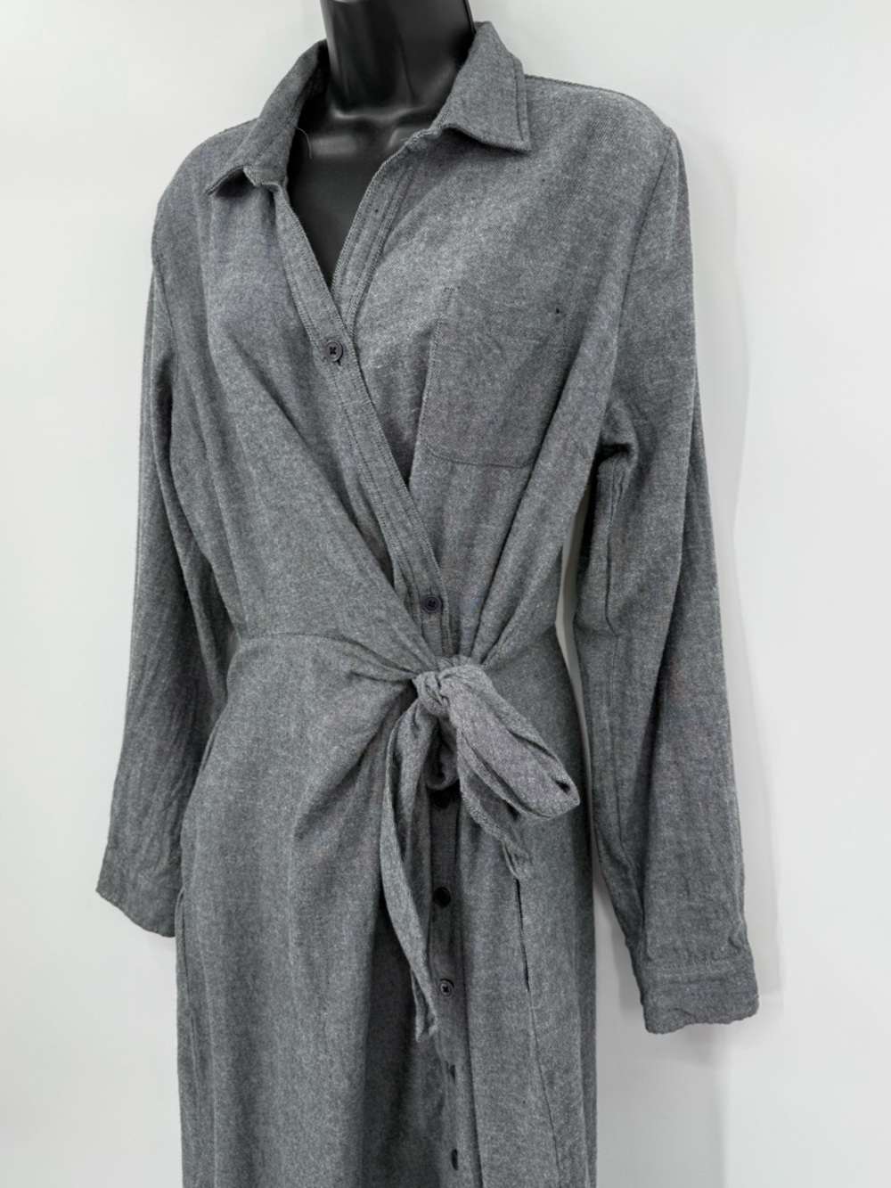 ✦ Garnet Hill Eva Organic Cotton Flannel Shirtdress | Gray | 12 - Picture 5 of 8